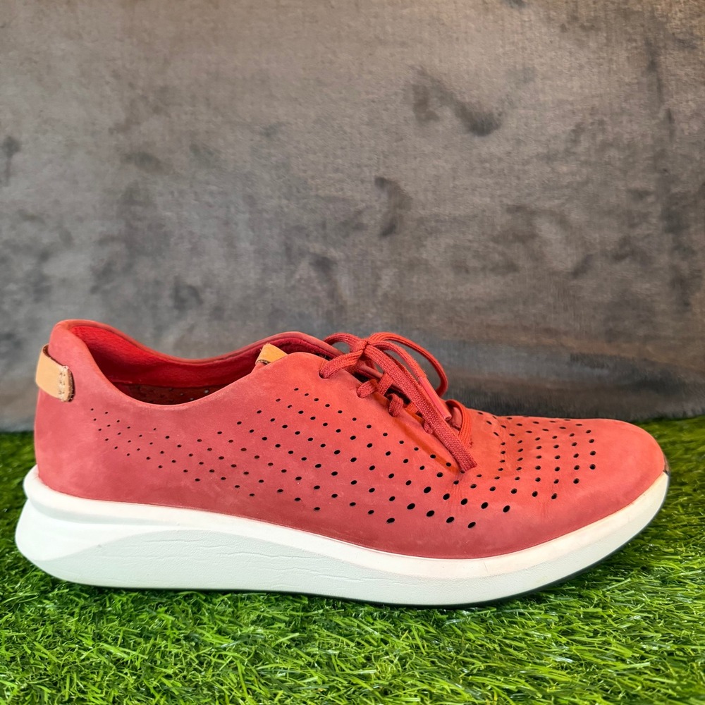 Clarks Unstructured Un Rio Lace Red Perforated Nubuck Sneakers Womens 8 26148718